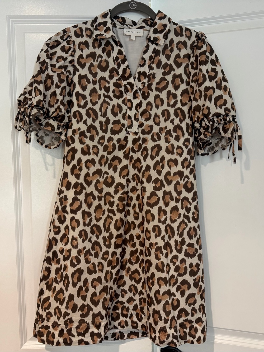 entro Cream and Brown Leopard-Print Puff Sleeve Dress